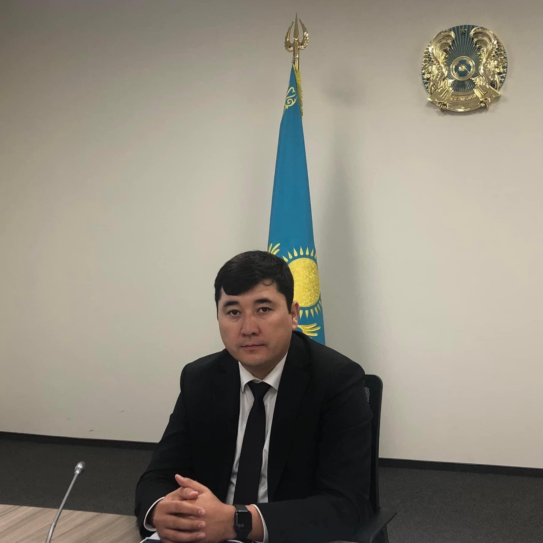 Дәулет Акатов 